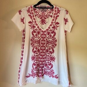 Johnny Was Embroidered Blouse, XS, White Pink Tunic Length EUC